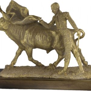 TROFEO FIGURA TORERO TOREANDO