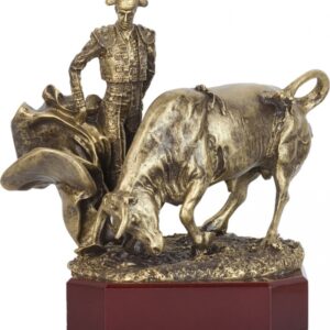TROFEO FIGURA TORERO Y TORO MODELO 5078